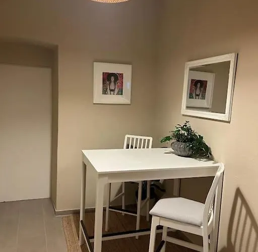 Apartament Sehr Schoene Und Gemuetliche - Perfekte U-bahn Anbindung Wiedeń